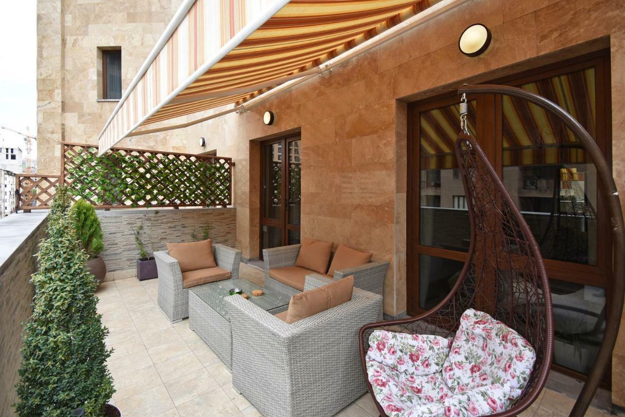 Yerevan4You Terrace Esterno foto